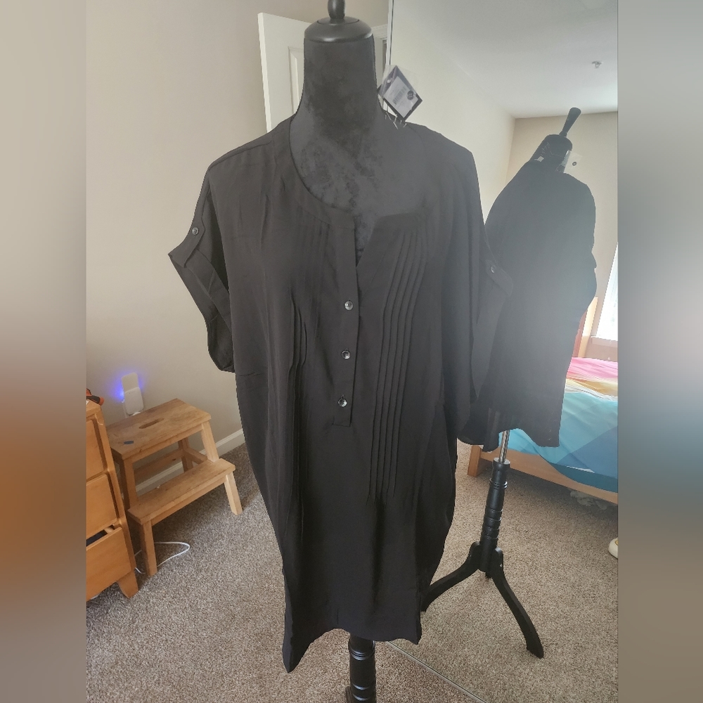 Avenue business casual top